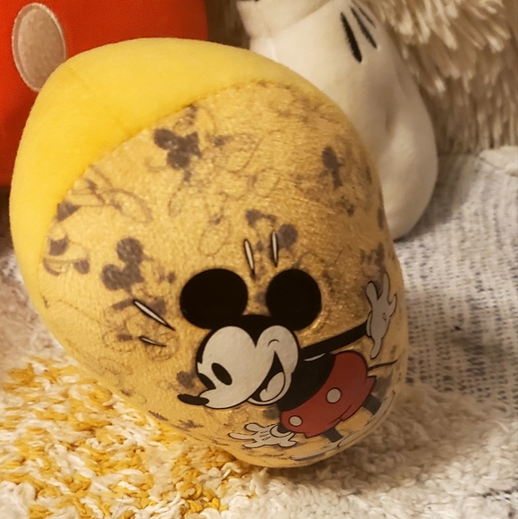 Build-A-Bear Workshop Mickey Mouse Disney 90th Anniversary Stuffed Plush/Toy - Picture 3 of 8